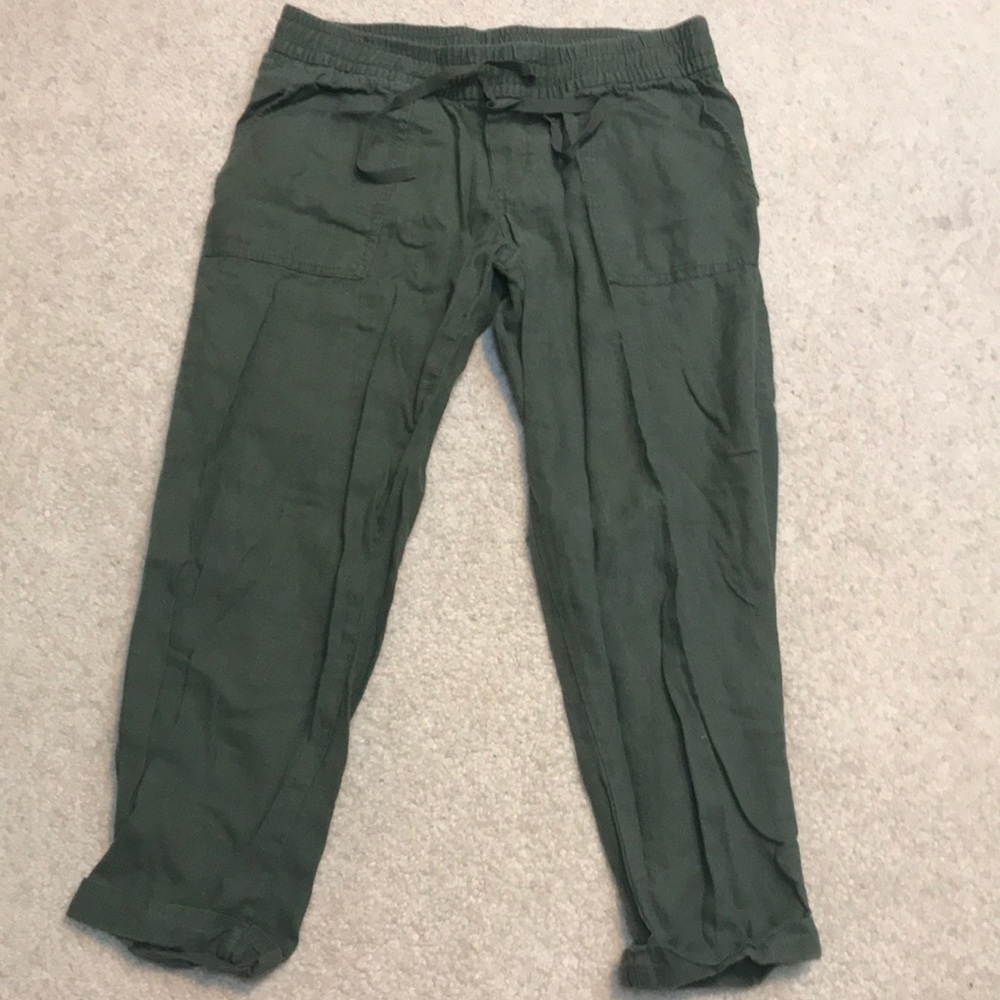 Army green capris